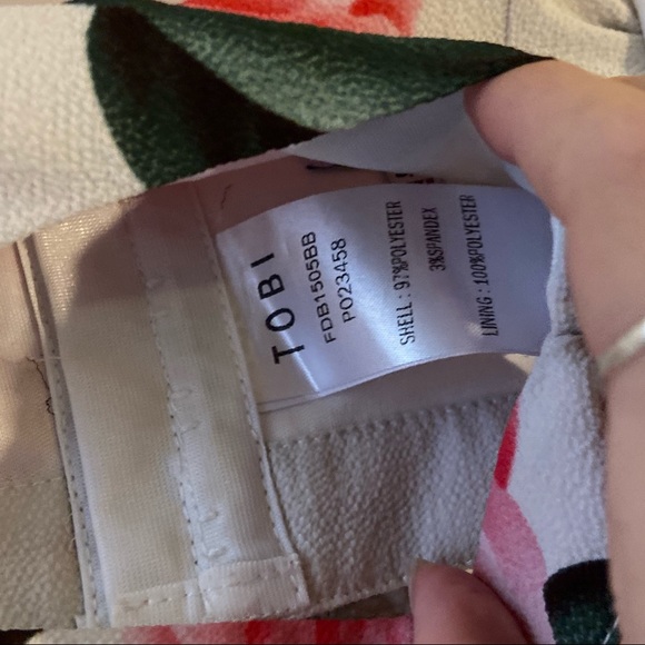 Floral Two Piece Set - Picture 3 of 11